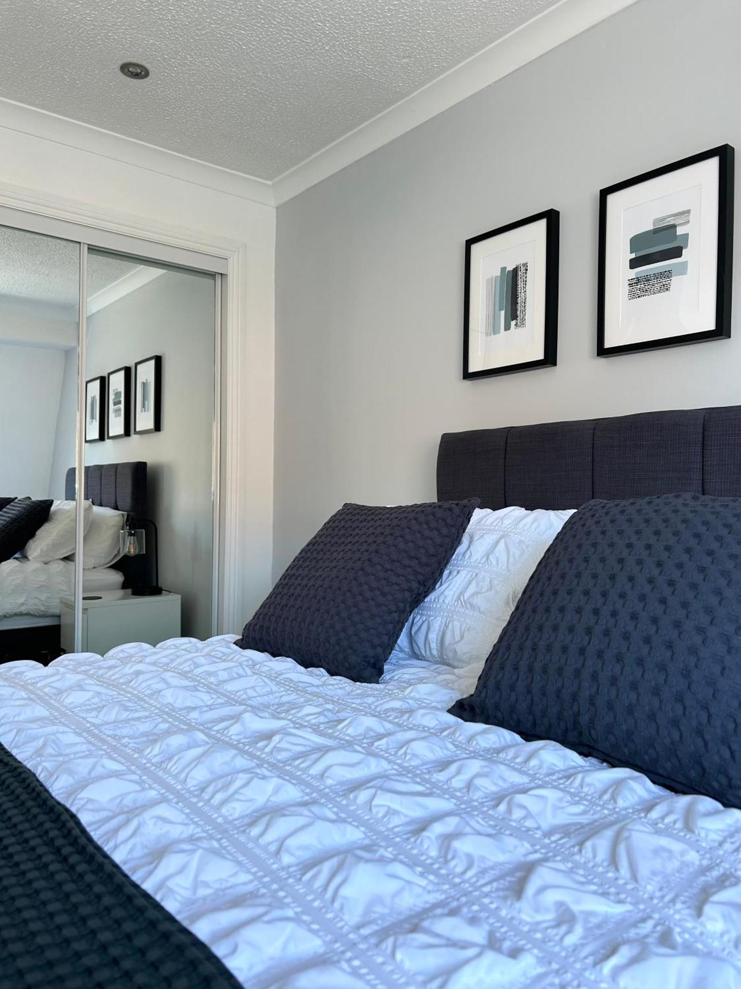 Corstorphine Townhouse: Spacious Stay Near Murrayfield with Garden Edinburgh Exterior photo